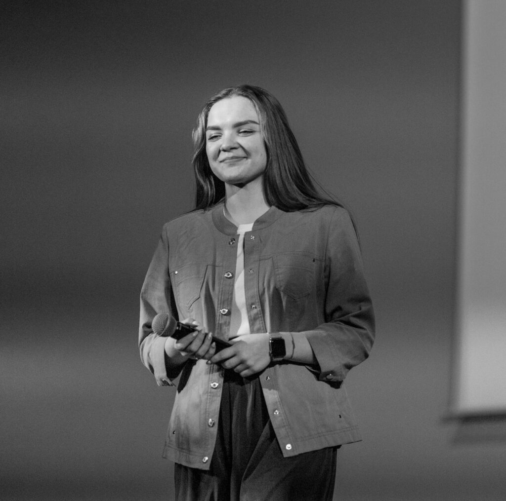 有効なやり方③:結論を言い切ったら「間」を置いて止める