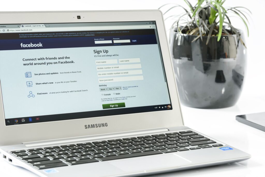 登録から案件参画までの流れ｜会員登録・Facebook連携・案件マッチング